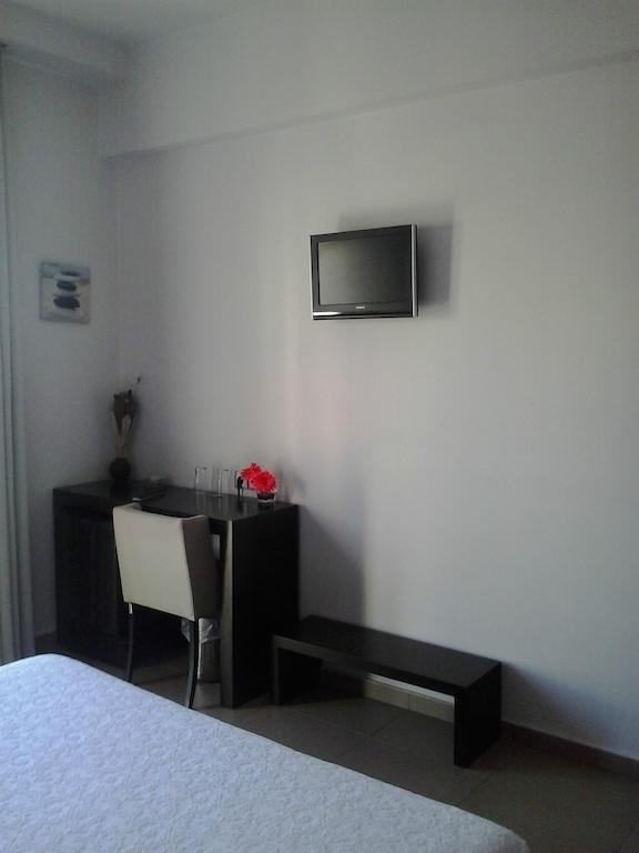 Hotel Kipseli Volos Buitenkant foto