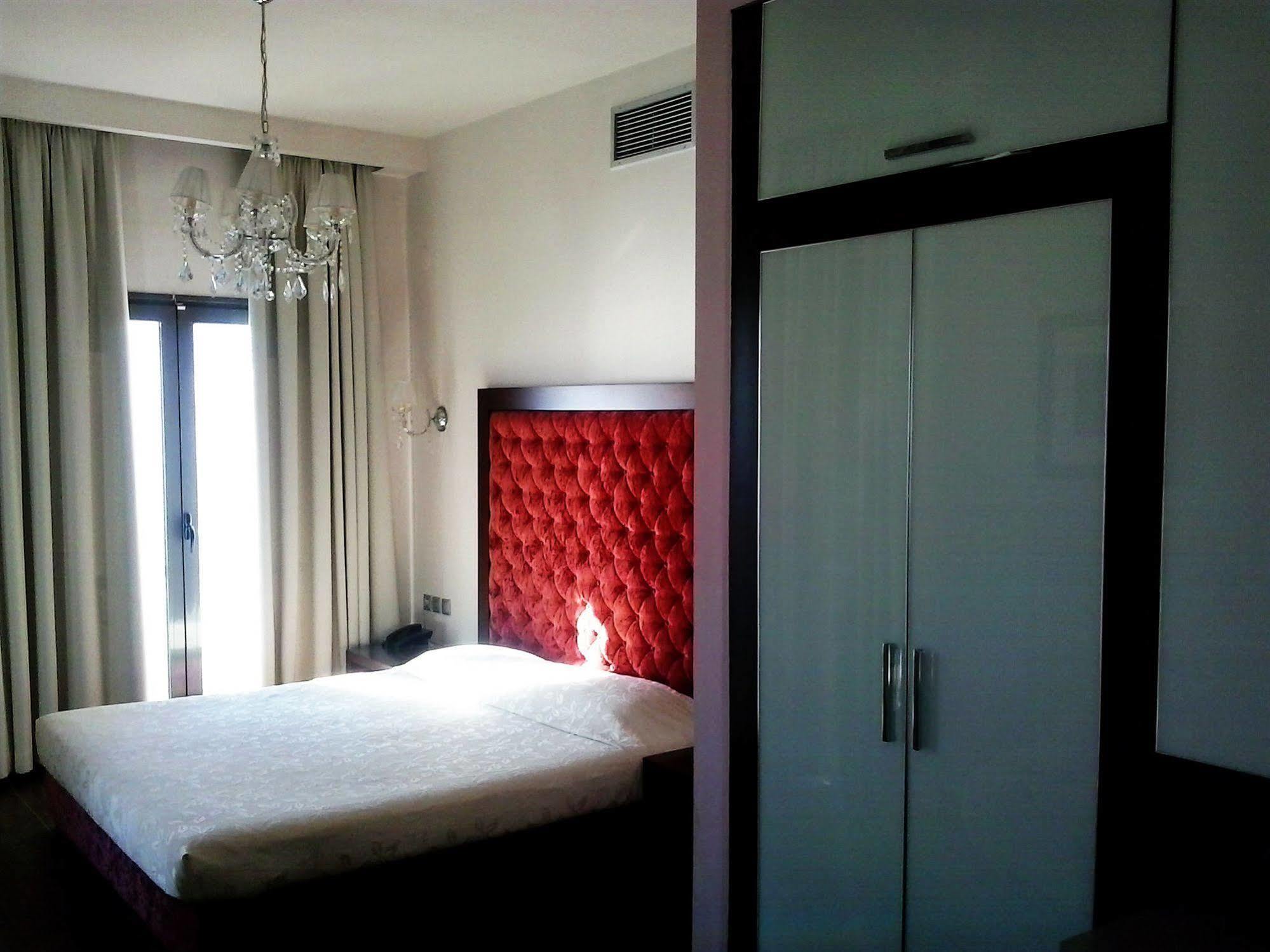 Hotel Kipseli Volos Buitenkant foto
