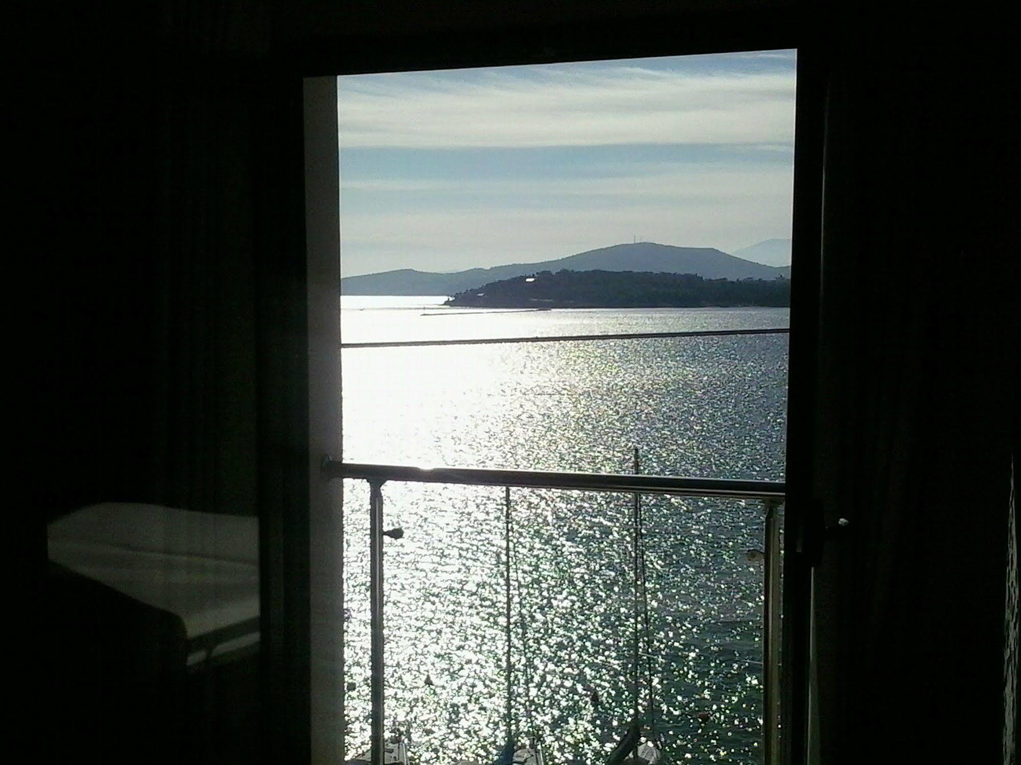 Hotel Kipseli Volos Buitenkant foto