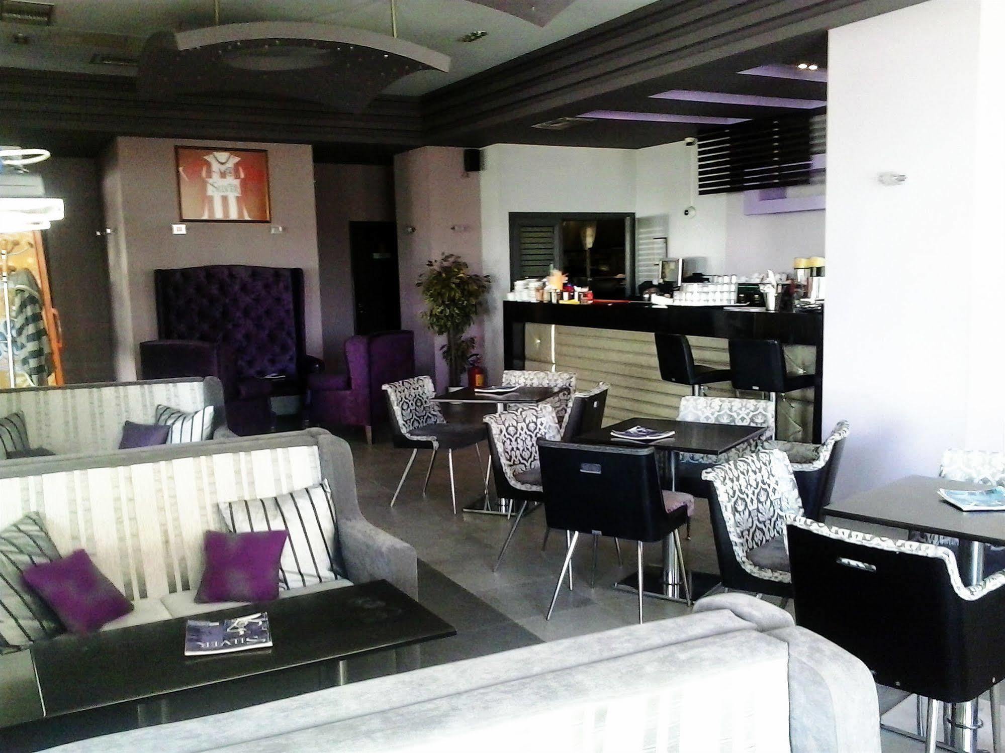 Hotel Kipseli Volos Buitenkant foto