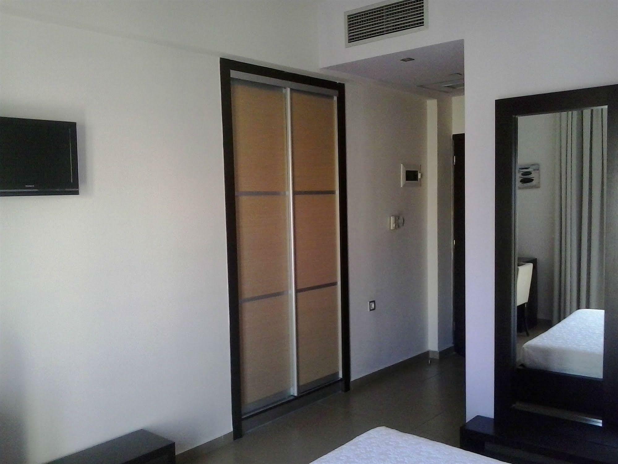 Hotel Kipseli Volos Buitenkant foto